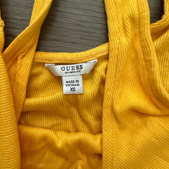 GUESS RIBBED YELLOW BODYSUIT - Picture 2 of 2